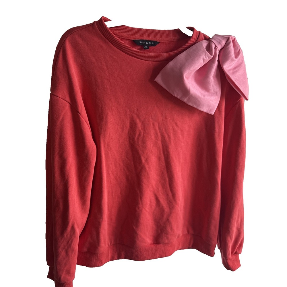 Strut & Bolt Women Sweatshirt Pink with Large Pink Shoulder Bow Size M